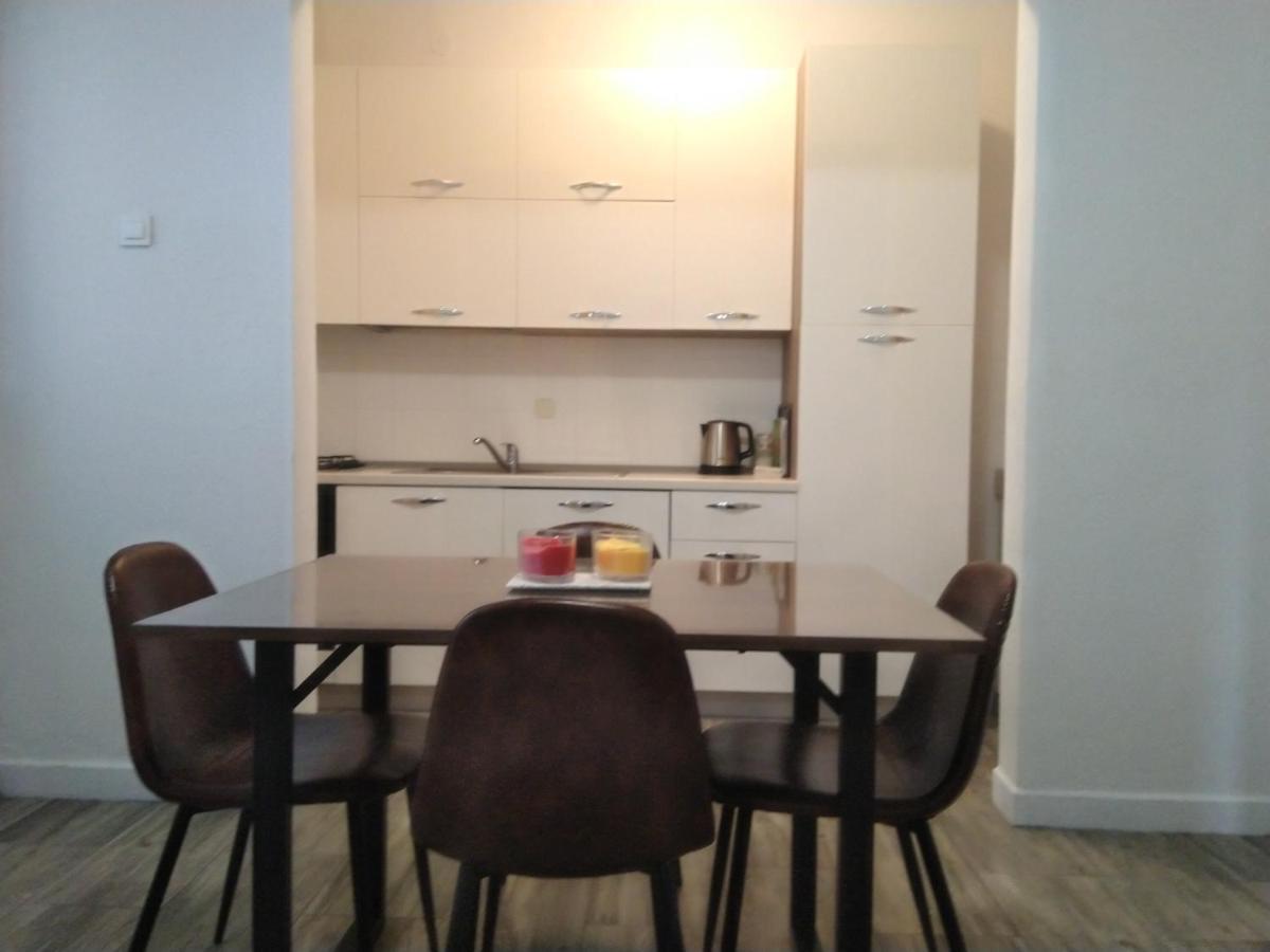 Apartment Edina Pag Pag Town Extérieur photo